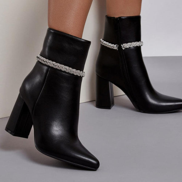 HQ341 - Ladies pointy high heel women black boot with silver diamante trim