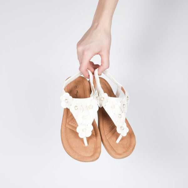 GS7590 LADIES WHITE ELASTIC BACK FLOWER T BAR SANDALS