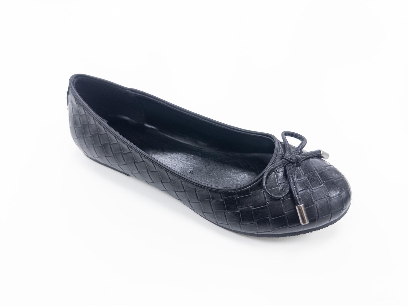 LS3981 LADIES BLACK WEAVE PU FLAT PUMPS