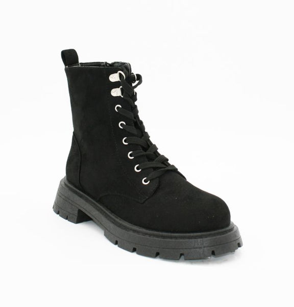 LS8128 LADIES LACE UP CHUNKY SOLE ANKLE BOOT BLACK MF