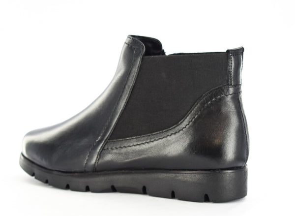 Ladies Black Leather Inside Zip Chelsea/ Ankle Boot