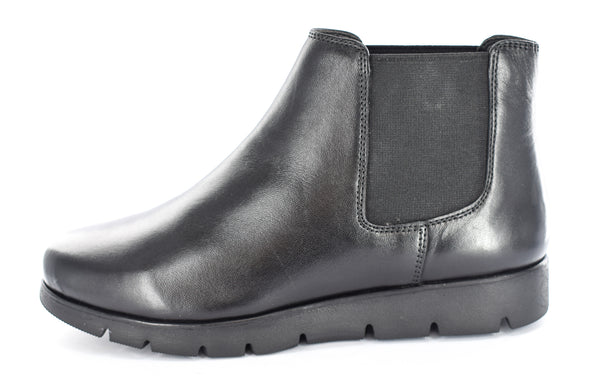 Ladies Black Leather Slip On Chelsea/ Ankle Boots